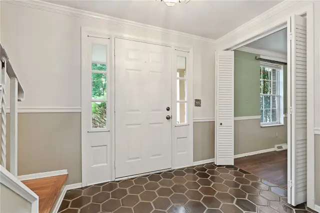 1060 Covington Pl gallery image 18