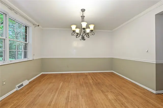 1060 Covington Pl gallery image 29