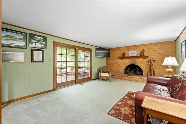 1061 Apple Hill Lane gallery image 45