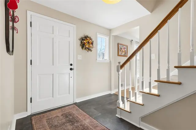 1069 Woodhill Drive gallery image 6