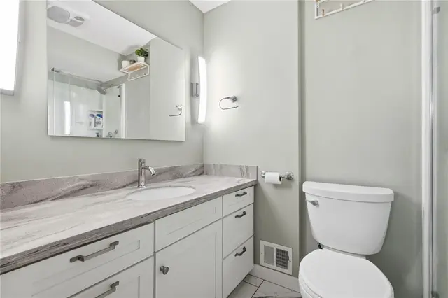 1069 Woodhill Drive gallery image 30