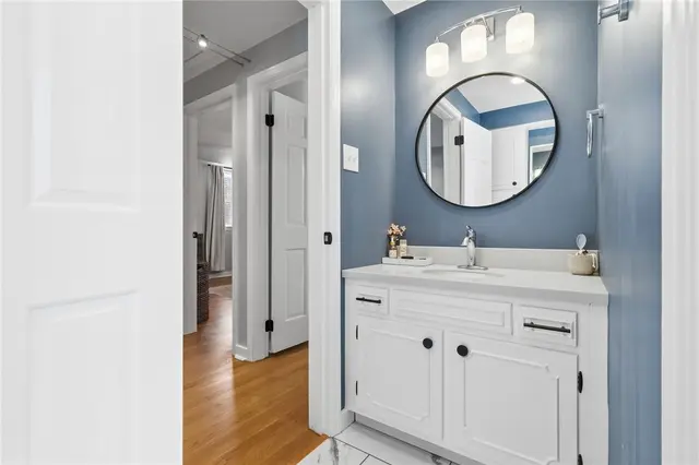 1069 Woodhill Drive gallery image 36