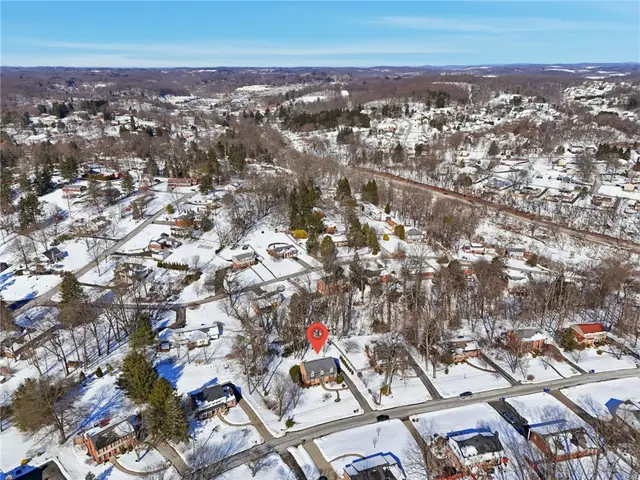 1069 Woodhill Drive gallery image 46