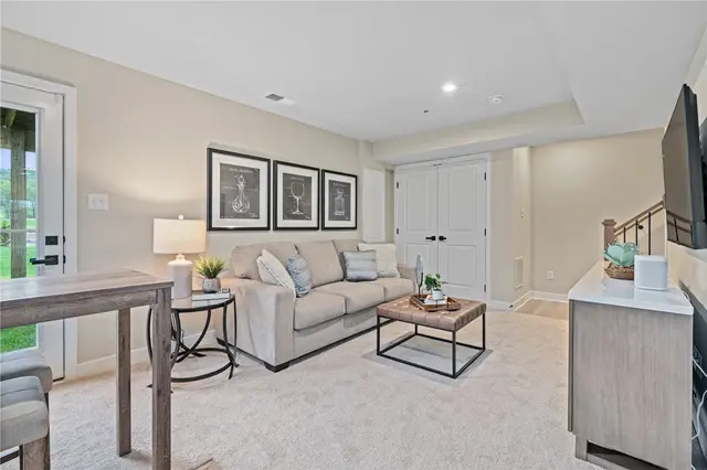 107 Callaway Lane gallery image 30
