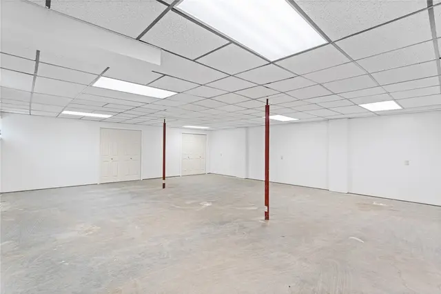 107 Erbes Ln gallery image 15