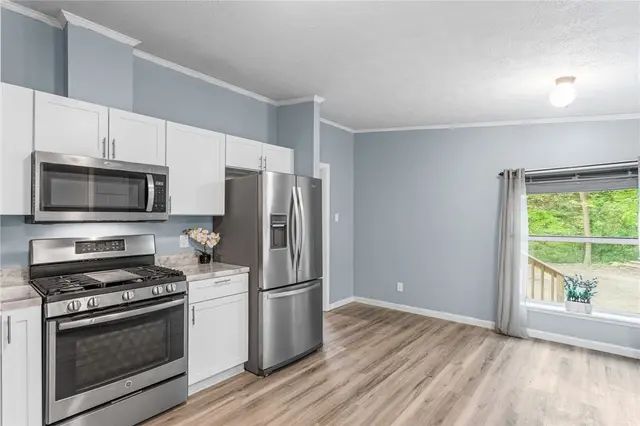 107 Erbes Ln gallery image 23