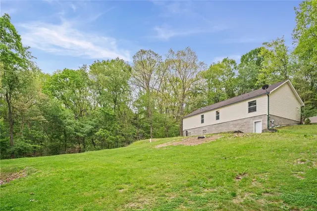 107 Erbes Ln gallery image 28