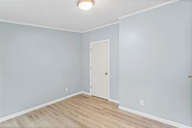 107 Erbes Ln gallery image 29