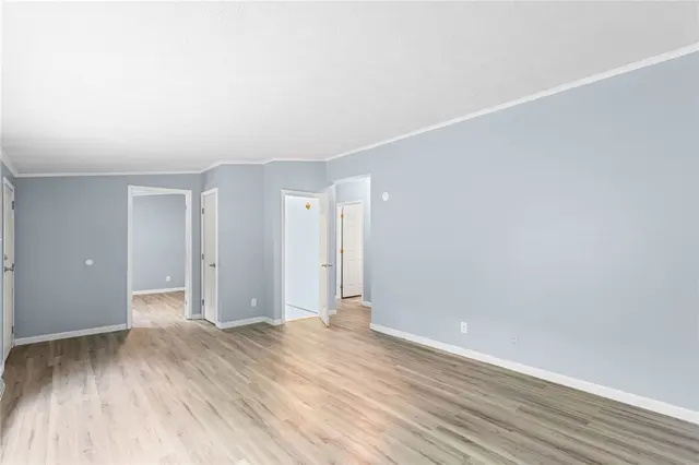 107 Erbes Ln gallery image 33
