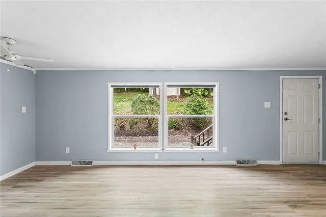 107 Erbes Ln gallery image 41