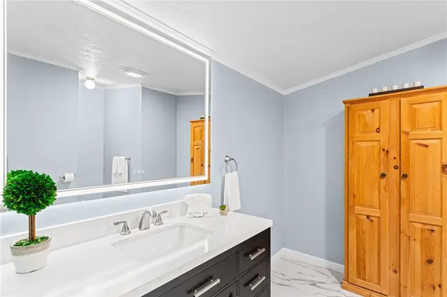107 Erbes Ln gallery image 46