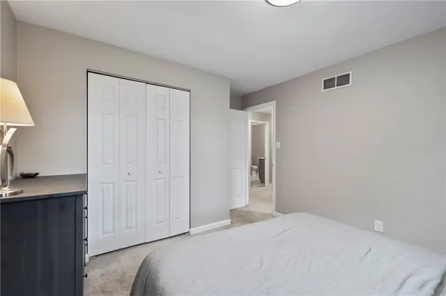 107 Heston Dr gallery image 26