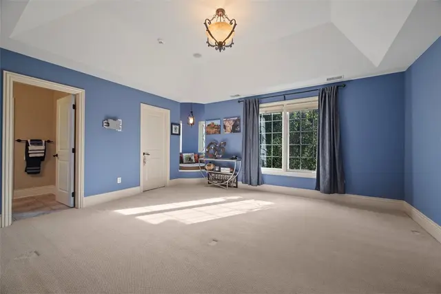 107 Mirage Dr gallery image 7