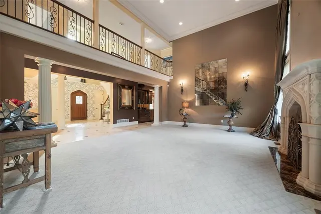 107 Mirage Dr gallery image 37