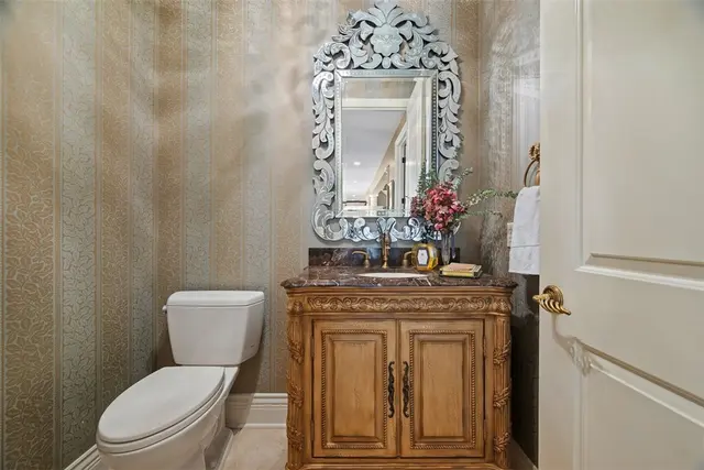 107 Mirage Dr gallery image 41
