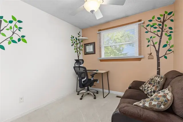 107 Woodridge Drive gallery image 5