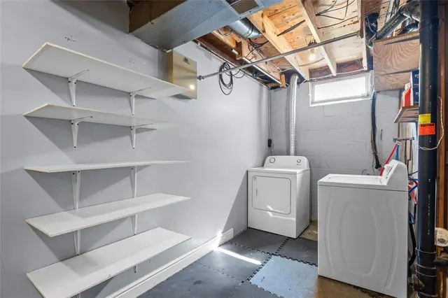 107 Woodridge Drive gallery image 8
