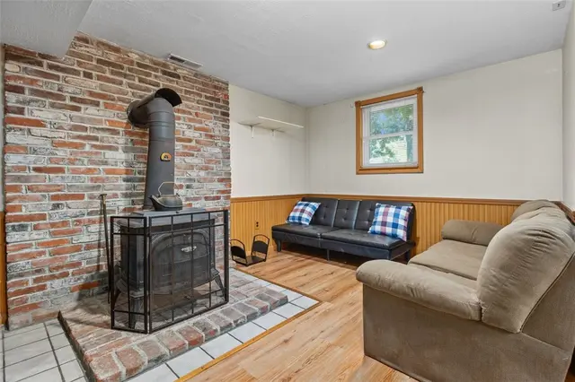 107 Woodridge Drive gallery image 10