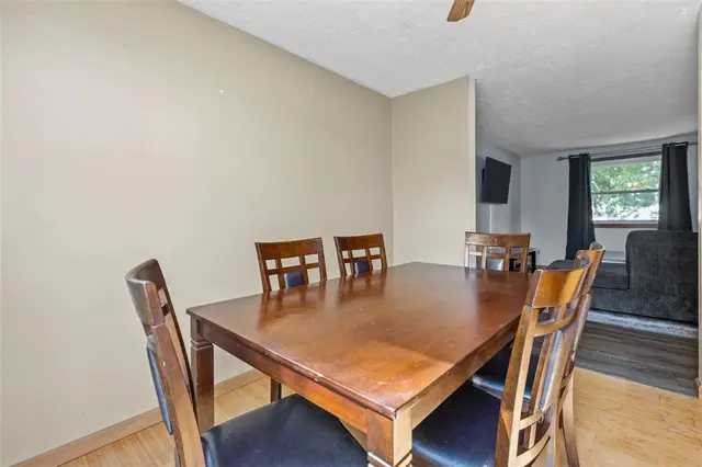 107 Woodridge Drive gallery image 14