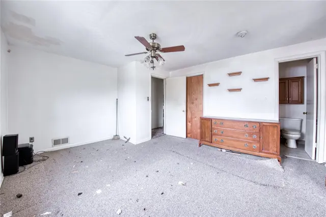 108 Ambleside Dr gallery image 7