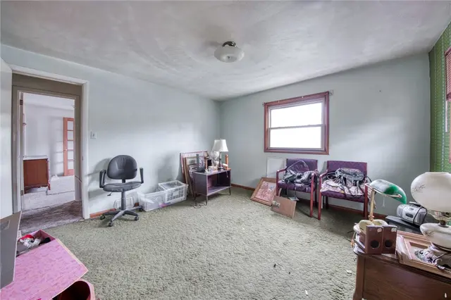 108 Ambleside Dr gallery image 29