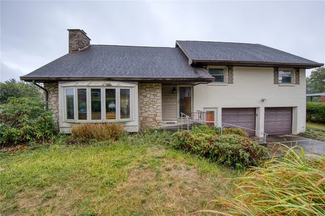 108 Ambleside Dr
