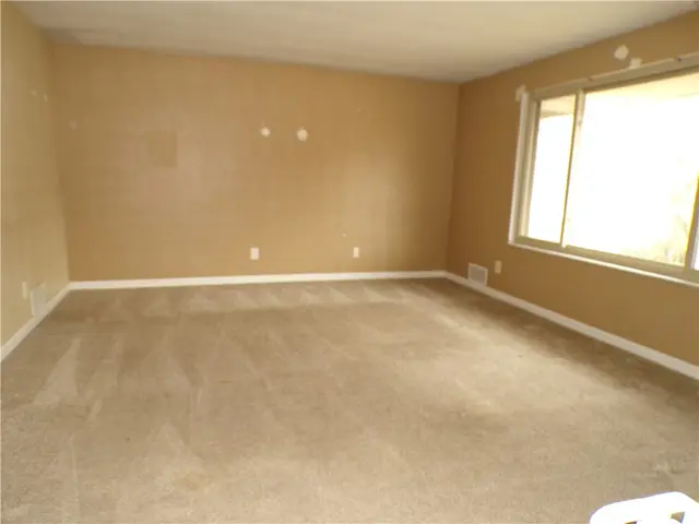 108 Morelli Dr gallery image 2