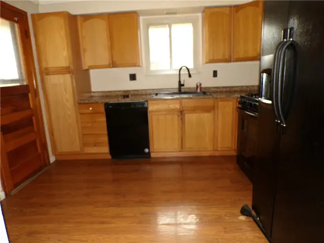 108 Morelli Dr gallery image 3