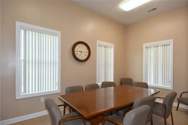 108 Sonie Dr gallery image 14