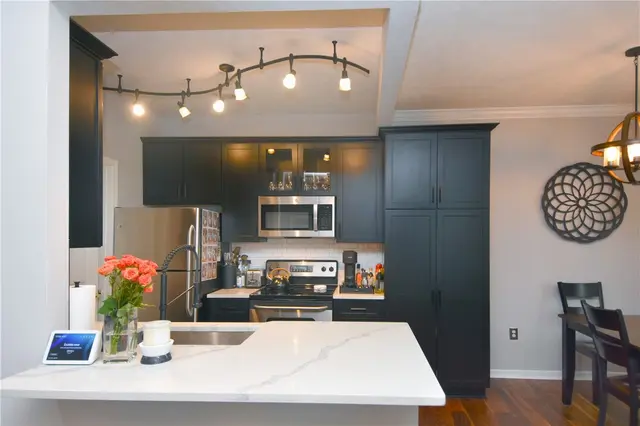 108 Sonie Dr gallery image 28