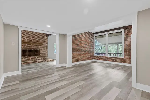 1082 North Boundary gallery image 9