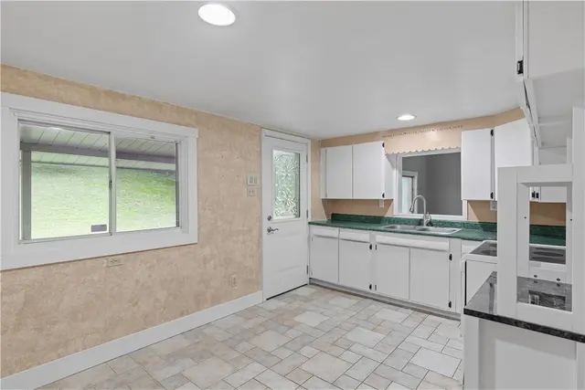 1082 North Boundary gallery image 12