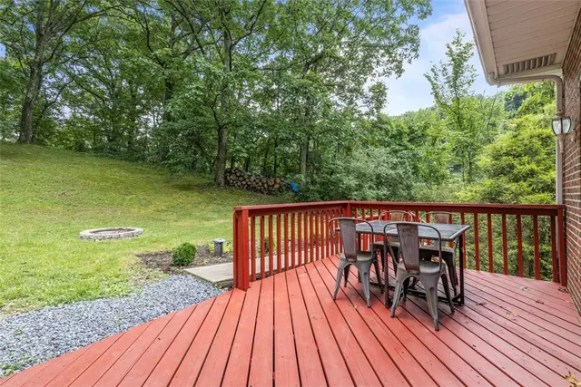 1082 North Boundary gallery image 15