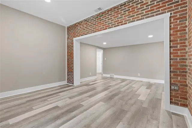 1082 North Boundary gallery image 16