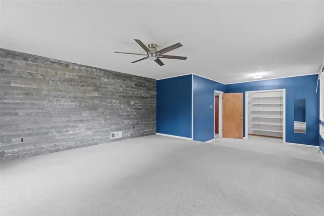1082 North Boundary gallery image 23
