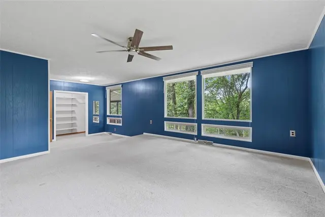 1082 North Boundary gallery image 30
