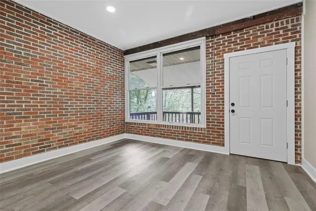 1082 North Boundary gallery image 31