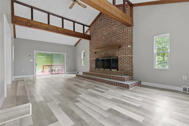 1082 North Boundary gallery image 41