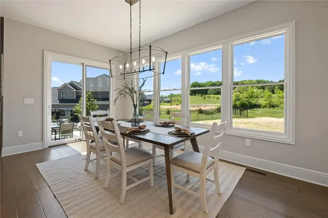 109 Ayers Lane gallery image 9