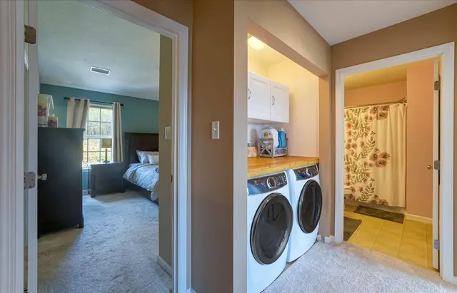 109 Bellefield COURT gallery image 12