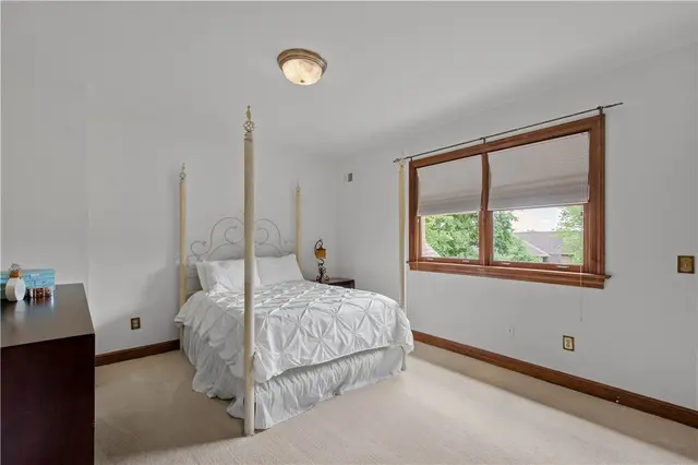 109 Breckenridge Dr gallery image 5