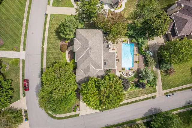109 Breckenridge Dr gallery image 8
