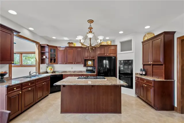 109 Breckenridge Dr gallery image 11