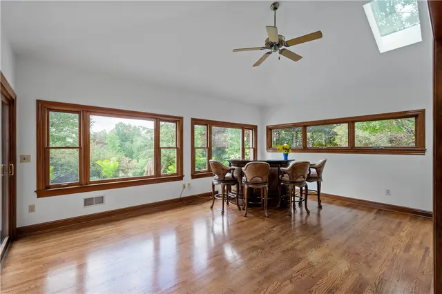 109 Breckenridge Dr gallery image 14