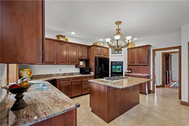 109 Breckenridge Dr gallery image 28