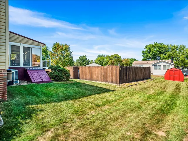 109 Briarwood Ln gallery image 10