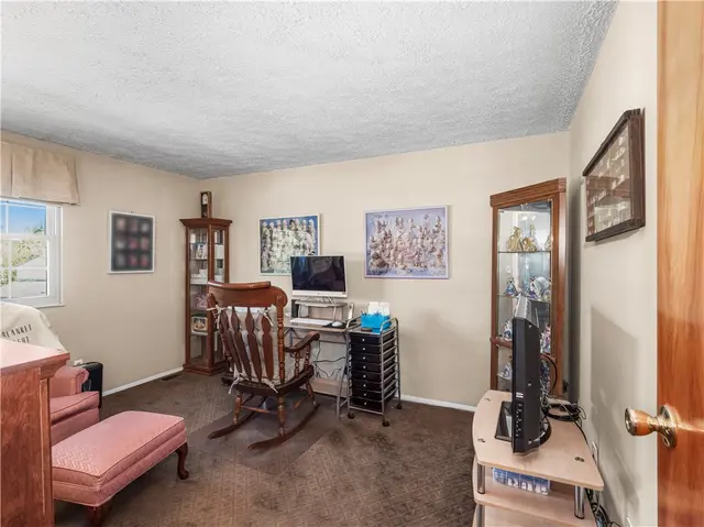 109 Briarwood Ln gallery image 12