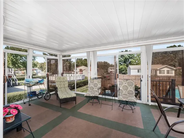109 Briarwood Ln gallery image 16