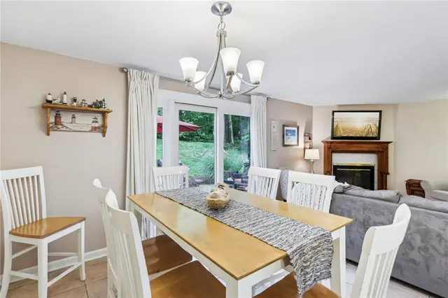 109 Forest Edge Drive gallery image 29