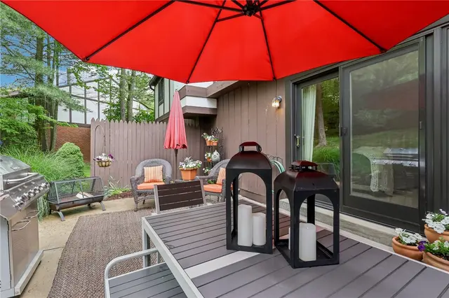 109 Forest Edge Drive gallery image 40